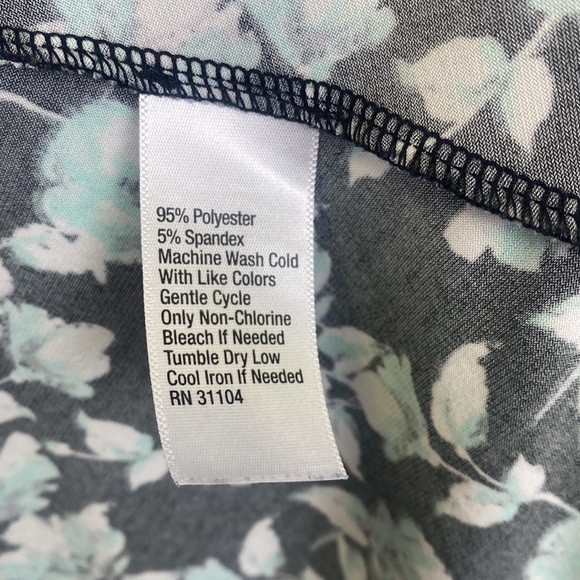 Kaari Blue Curvy Floral Long Sleeve Dress Cutout Womens 1X - Picture 4 of 5